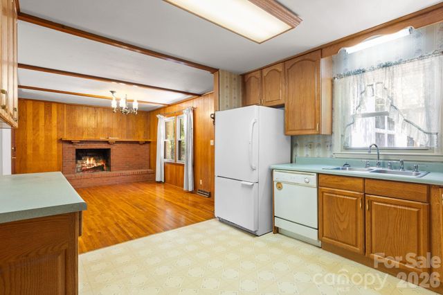 3137 Frederick Place, Charlotte, NC 28210