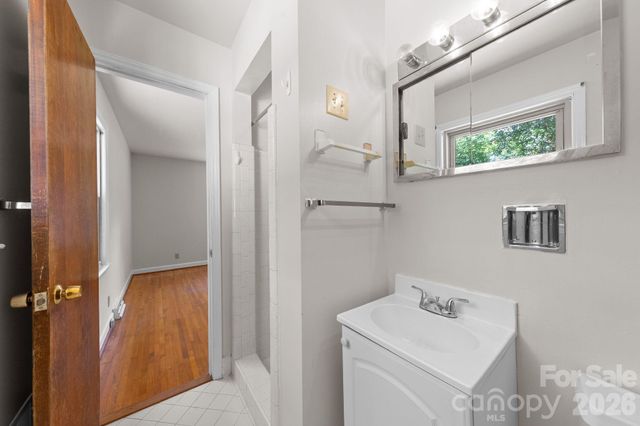 3137 Frederick Place, Charlotte, NC 28210