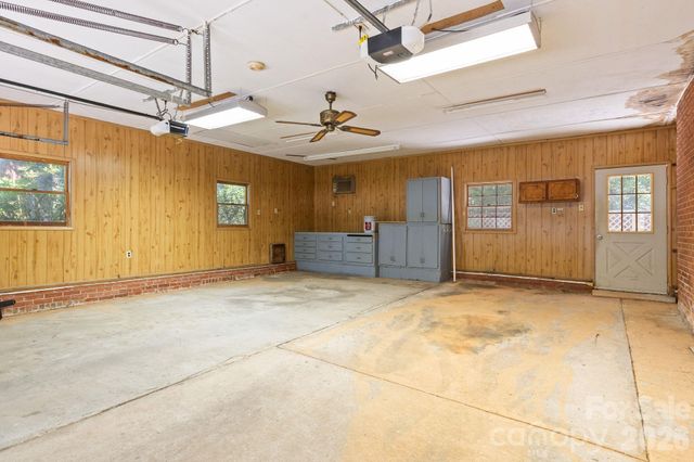 3137 Frederick Place, Charlotte, NC 28210