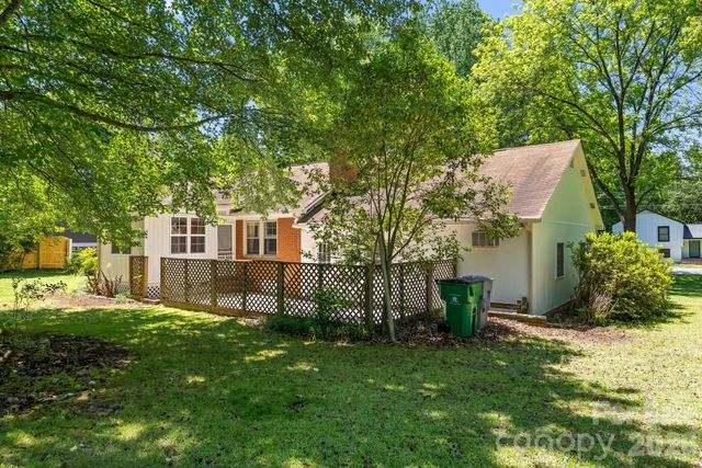 3137 Frederick Place, Charlotte, NC 28210