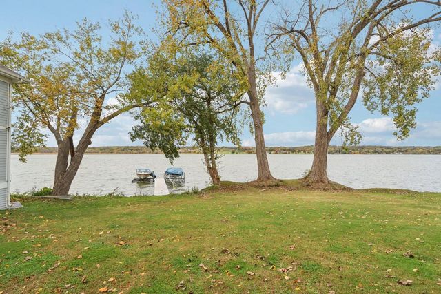 4200 West End ROAD, Lake Geneva, WI 53147
