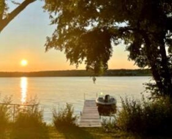 4200 West End ROAD, Lake Geneva, WI 53147