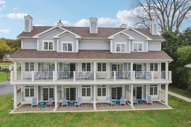 4200 West End ROAD, Lake Geneva, WI 53147