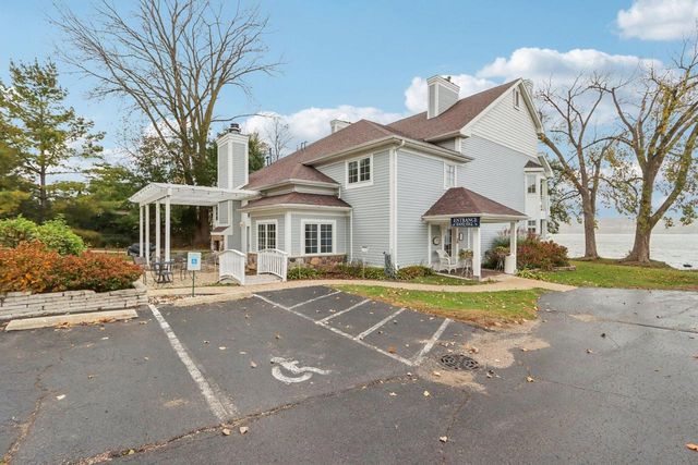 4200 West End ROAD, Lake Geneva, WI 53147