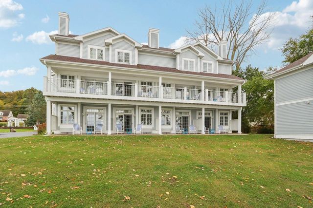 4200 West End ROAD, Lake Geneva, WI 53147