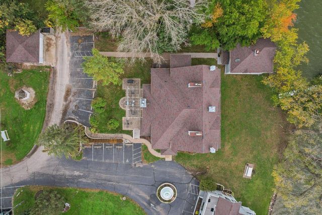 4200 West End ROAD, Lake Geneva, WI 53147