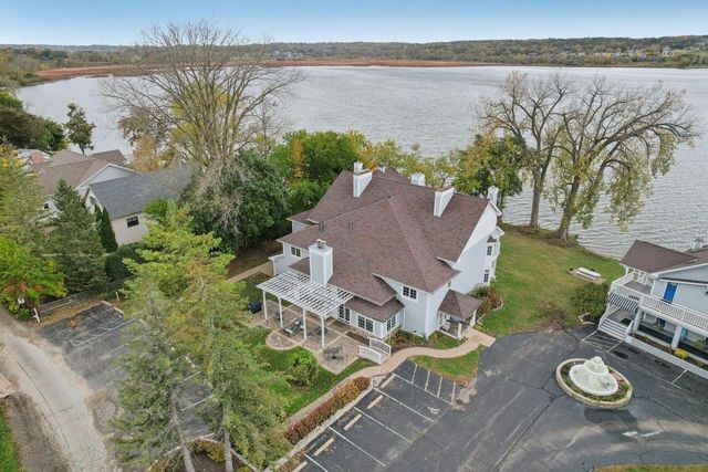4200 West End ROAD, Lake Geneva, WI 53147