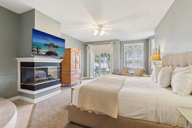 4200 West End ROAD, Lake Geneva, WI 53147