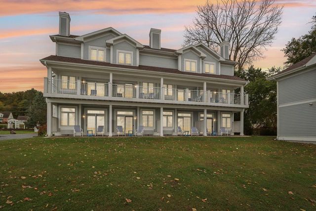 4200 West End ROAD, Lake Geneva, WI 53147