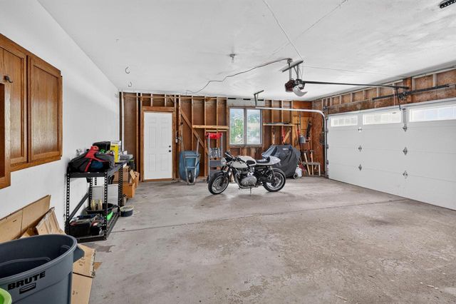 N71W27107 Meadow Wood LANE, Lisbon, WI 53089