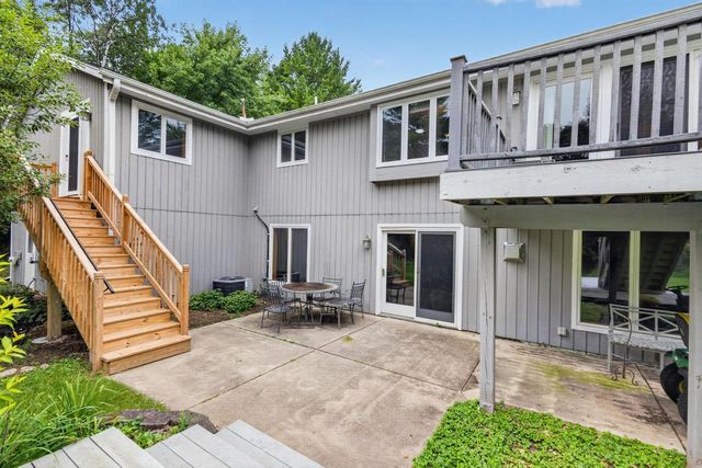N71W27107 Meadow Wood LANE, Lisbon, WI 53089