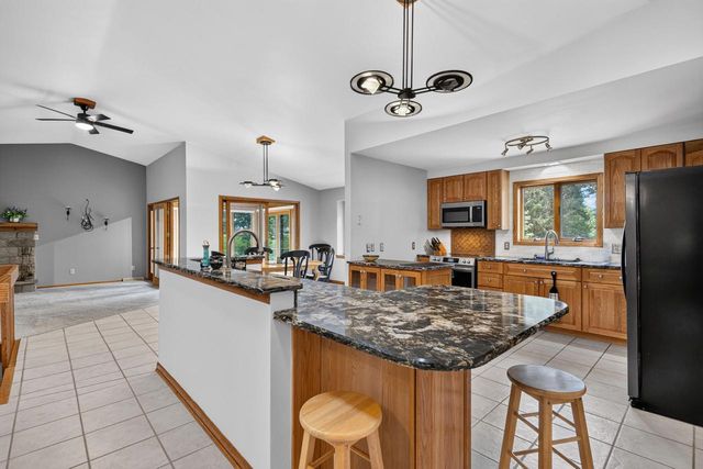 N71W27107 Meadow Wood LANE, Lisbon, WI 53089