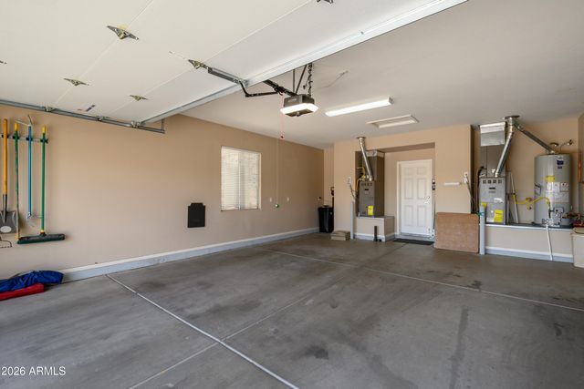 20356 N DENIZEN Drive, Surprise, AZ 85387