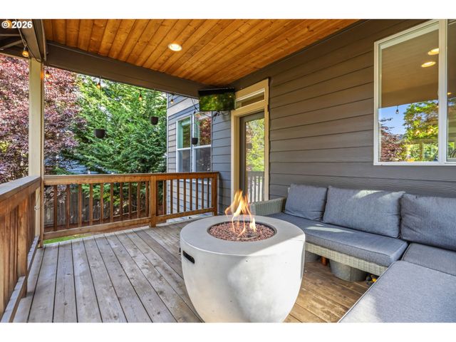 9146 N EDISON St, Portland, OR 97203