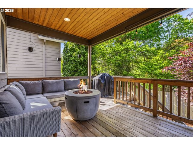 9146 N EDISON St, Portland, OR 97203