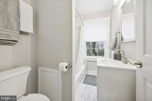 413 CLIFTON AVE, Sharon Hill, PA 19079