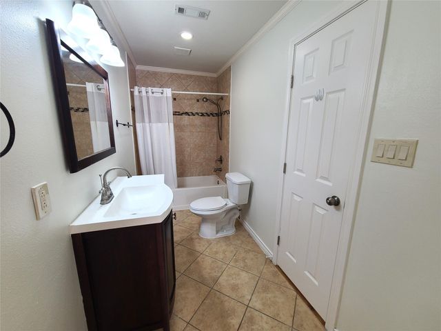 12013 Naughton Street, Houston, TX 77024