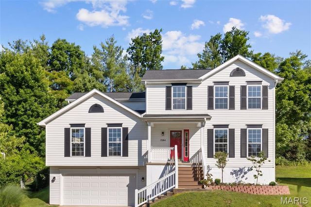 7264 Crystal Lake Court, St Louis, MO 63129