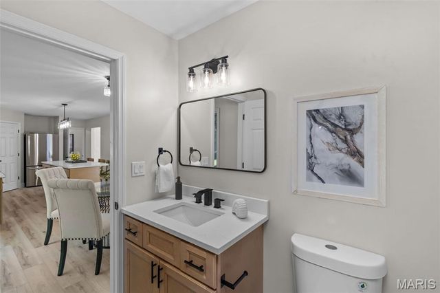 7264 Crystal Lake Court, St Louis, MO 63129