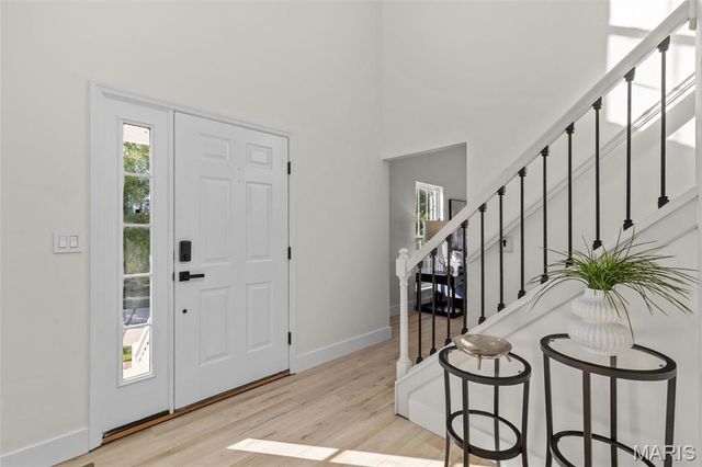7264 Crystal Lake Court, St Louis, MO 63129