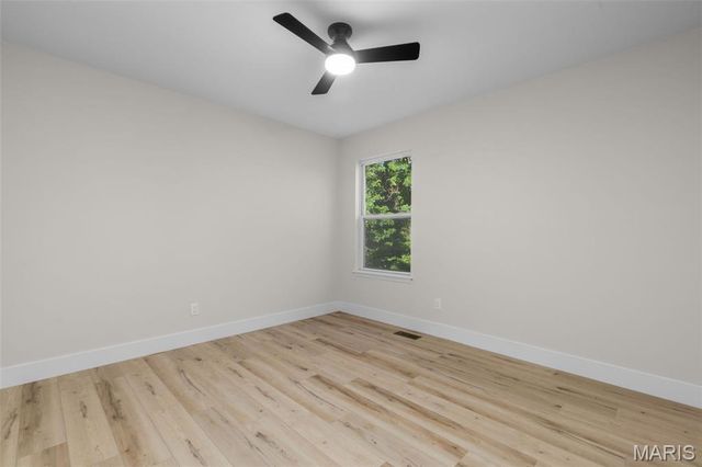7264 Crystal Lake Court, St Louis, MO 63129