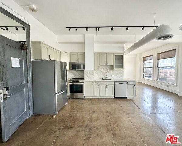 108 W 2nd Street 709, Los Angeles, CA 90012
