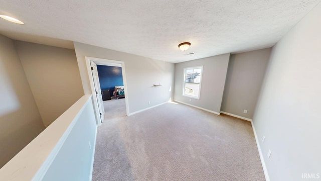 216 W Wilson Circle, Huntingburg, IN 47542