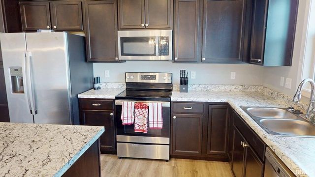 216 W Wilson Circle, Huntingburg, IN 47542