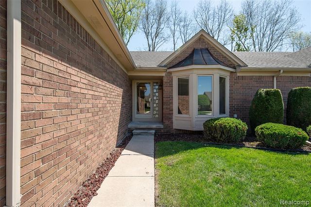 41308 Fortuna Drive 86, Clinton Township, MI 48038