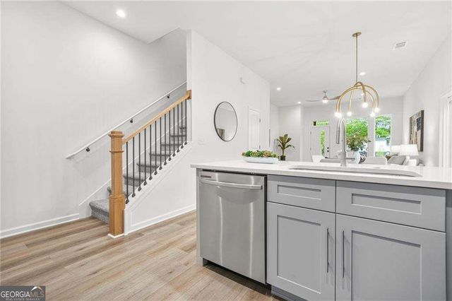 815 Cameron M Alexander Boulevard NW, Atlanta, GA 30318