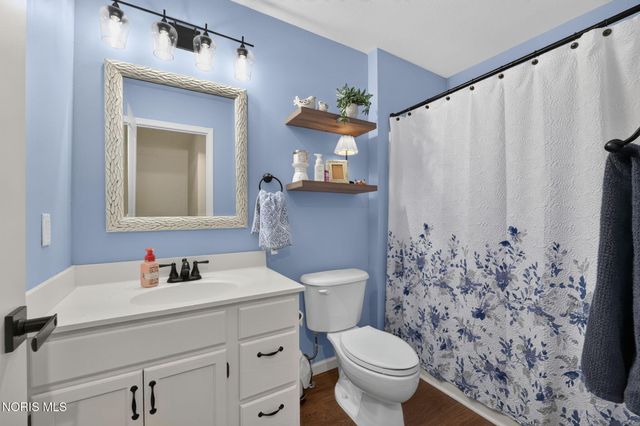 1628 Ridge Cross Road, Perrysburg, OH 43551