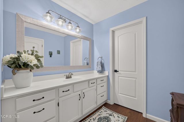 1628 Ridge Cross Road, Perrysburg, OH 43551