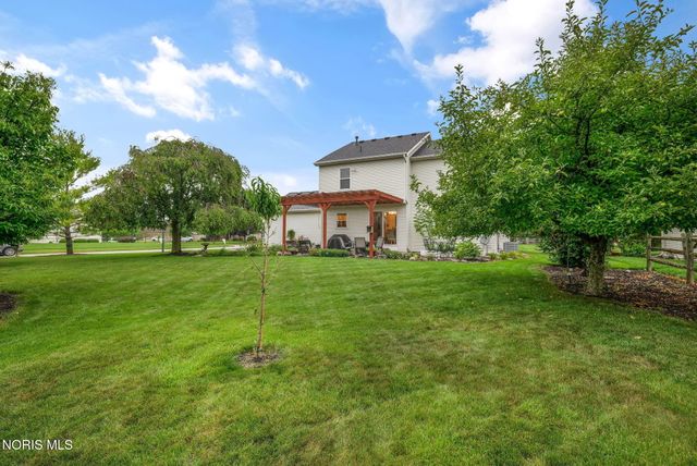 1628 Ridge Cross Road, Perrysburg, OH 43551