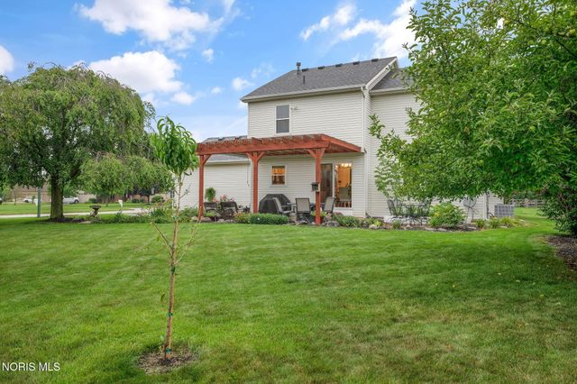 1628 Ridge Cross Road, Perrysburg, OH 43551