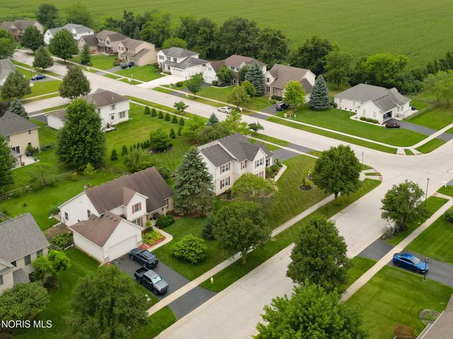 1628 Ridge Cross Road, Perrysburg, OH 43551