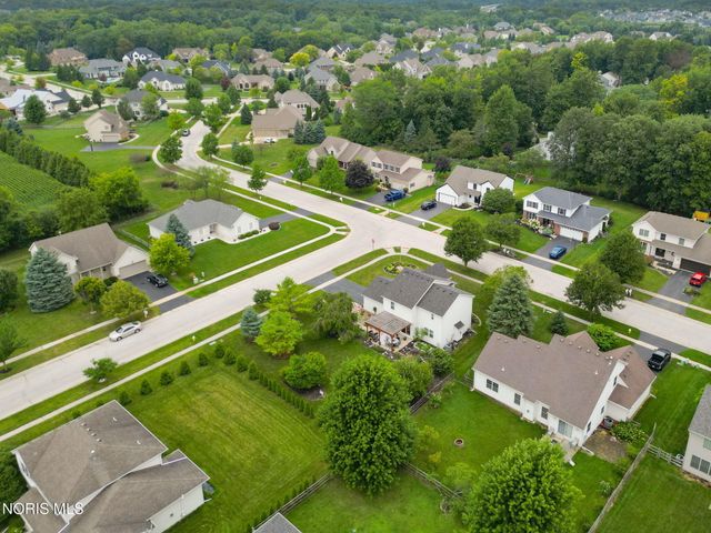 1628 Ridge Cross Road, Perrysburg, OH 43551