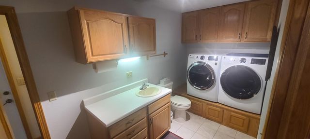 404 E Maple Street, Monona, IA 52159