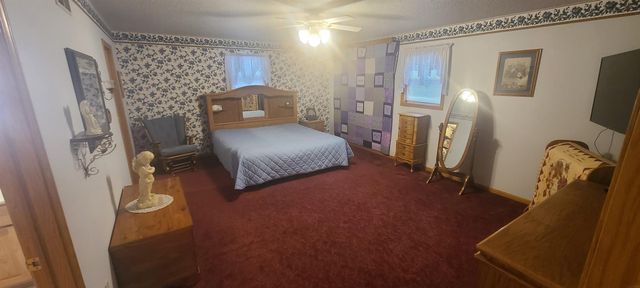 404 E Maple Street, Monona, IA 52159