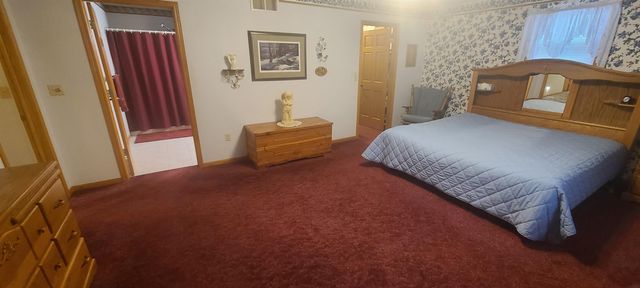 404 E Maple Street, Monona, IA 52159