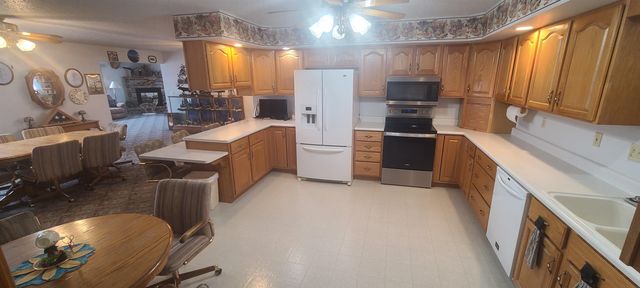 404 E Maple Street, Monona, IA 52159