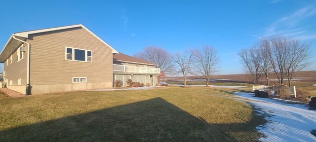 404 E Maple Street, Monona, IA 52159