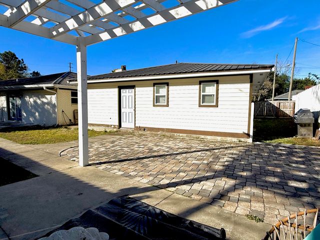 201 Armstrong Circle, Panama City Beach, FL 32413