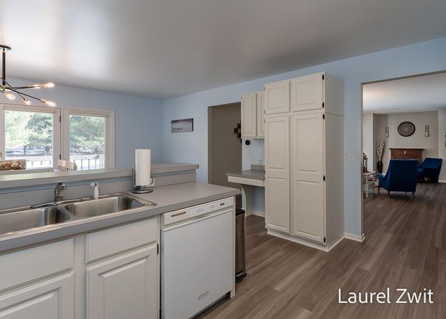 1125 Warner Street, Whitehall, MI 49461