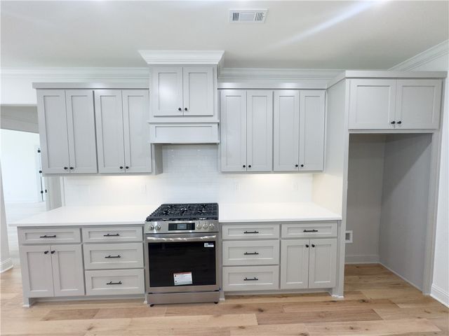 24 Roxburgh Drive, Bella Vista, AR 72715