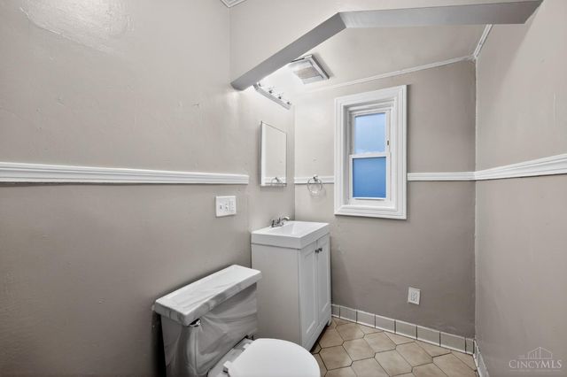 1222 Franklin Avenue, Cincinnati, OH 45237