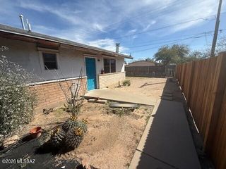 2512 E Eastland Street, Tucson, AZ 85716