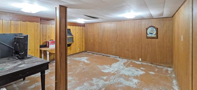 210 Delaware Avenue, Adrian, MN 56110