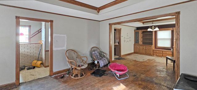 210 Delaware Avenue, Adrian, MN 56110