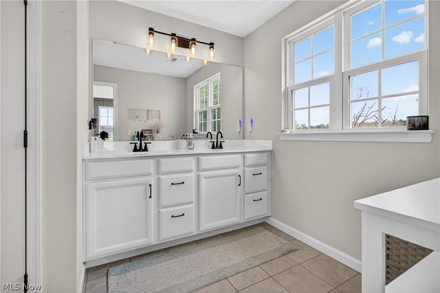 1116 Keenan Court, Grafton, OH 44044