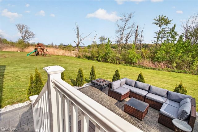 1116 Keenan Court, Grafton, OH 44044